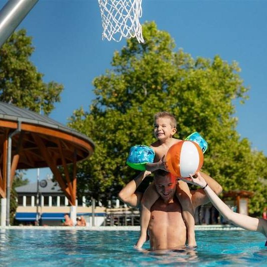 Sviatky 2026 - Repce Gold