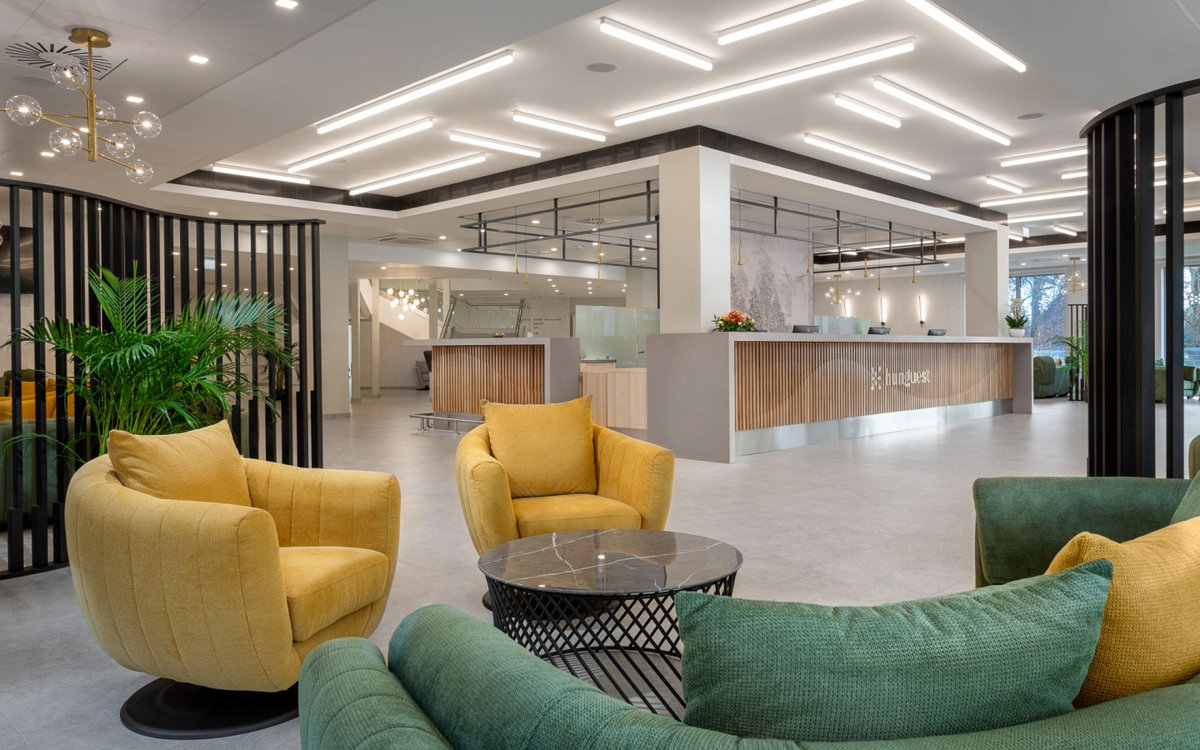 Hunguest Hotel Flóra ****