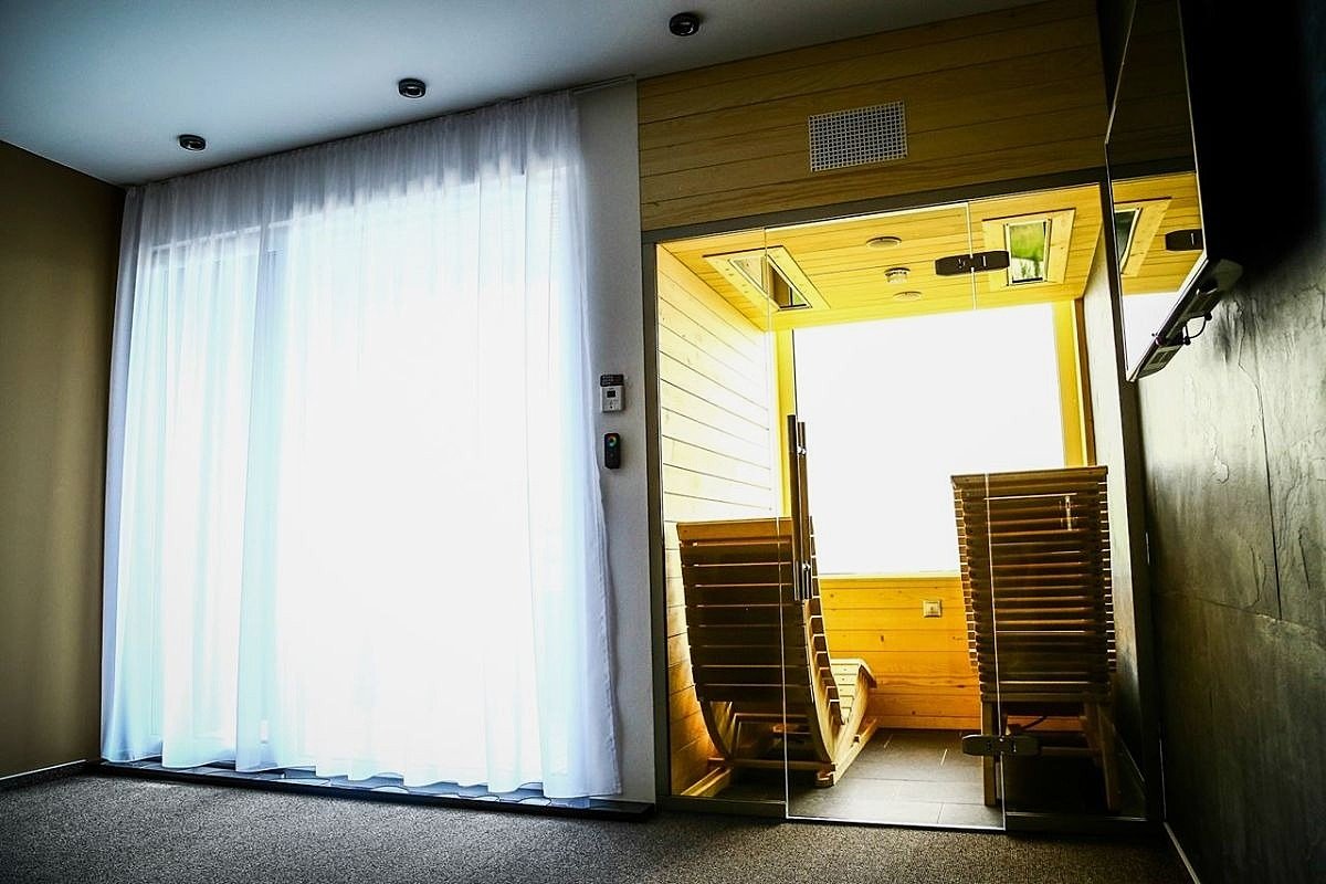 Sauna Suite