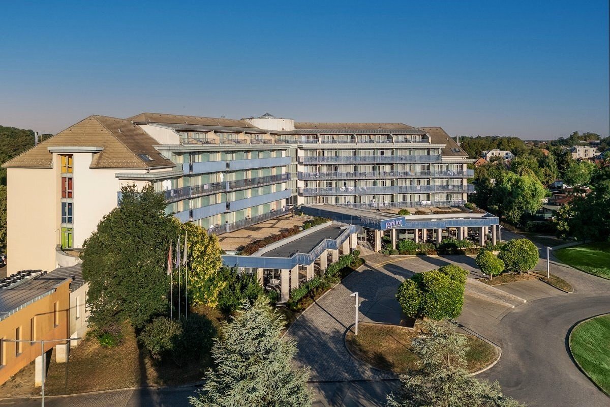 Hotel Park Inn Sárvár ****