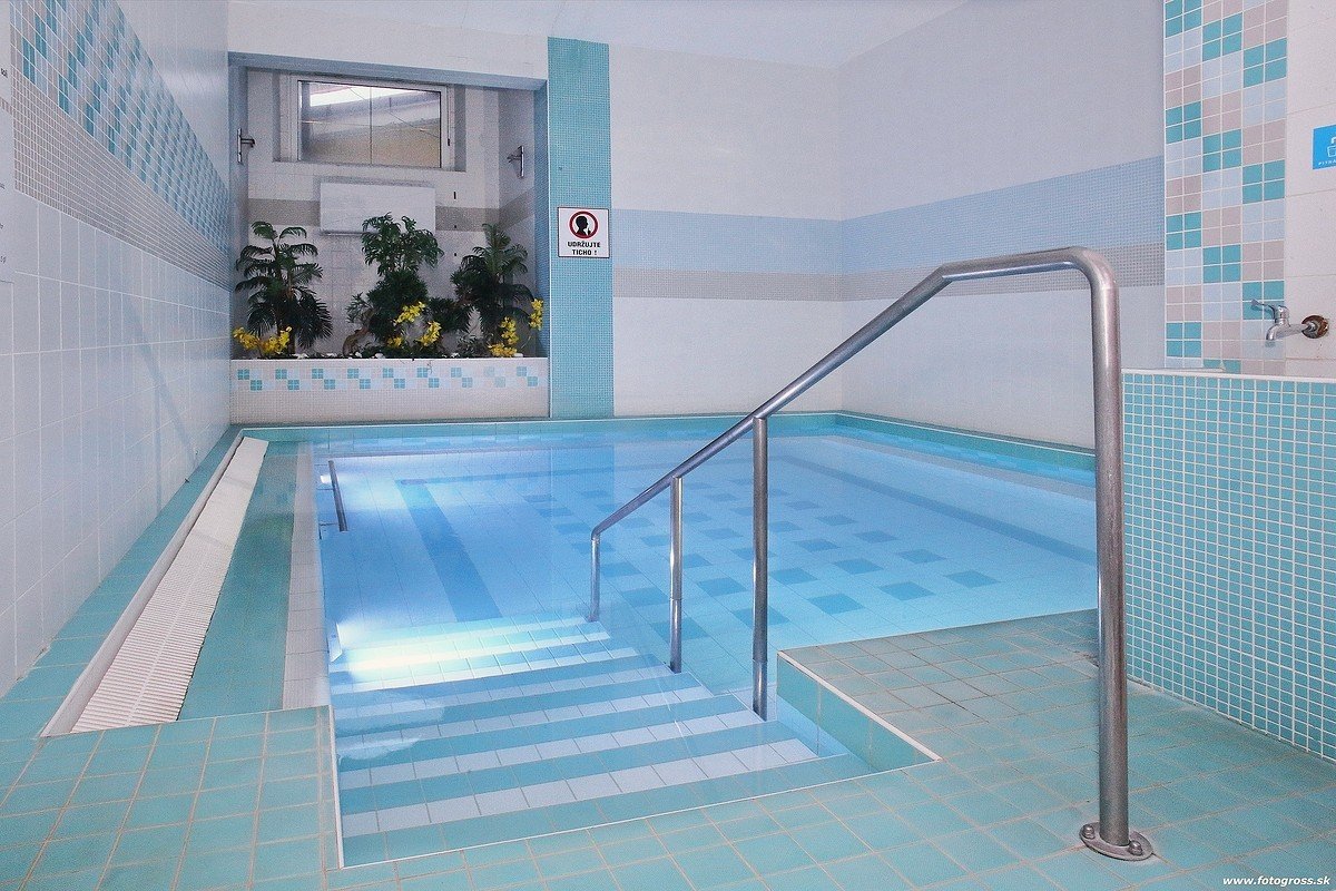 Turzov dom (Mier) ***