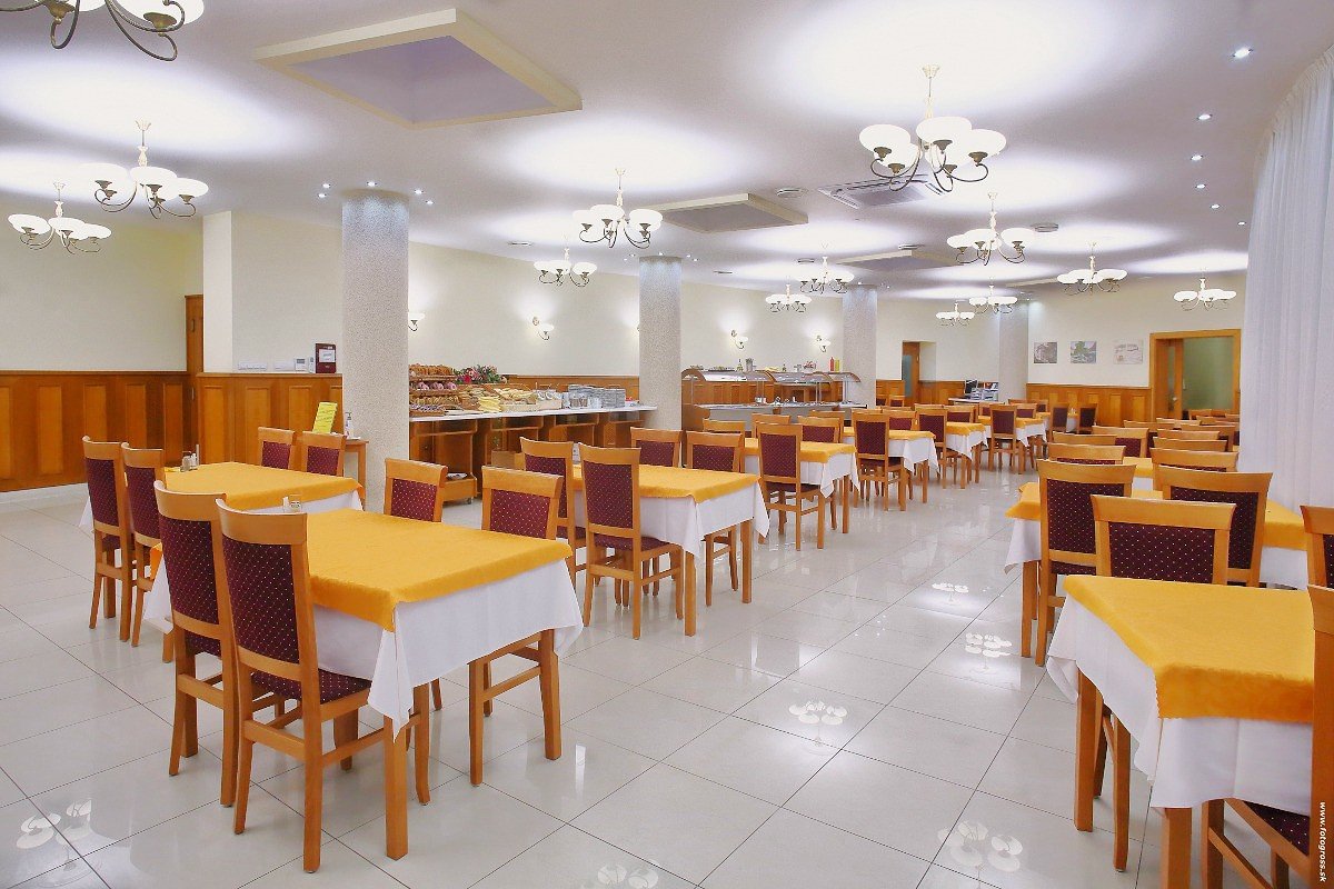 Liečebný dom Bôrina (Baník) ***