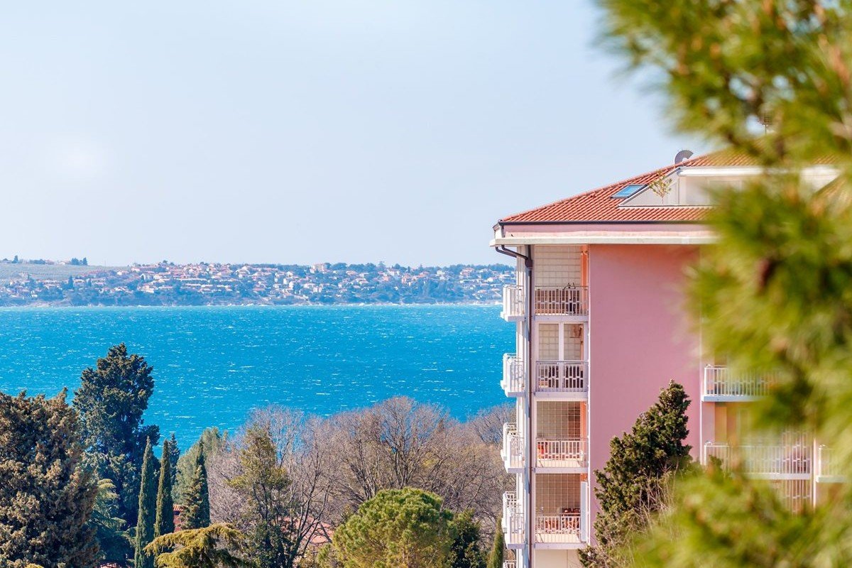Hotel Mirna ***