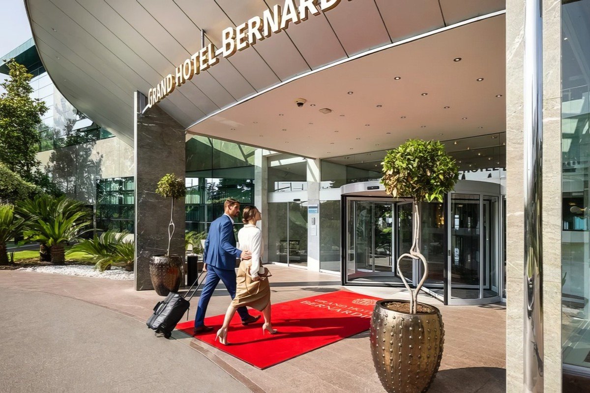Grand hotel Bernardin *****