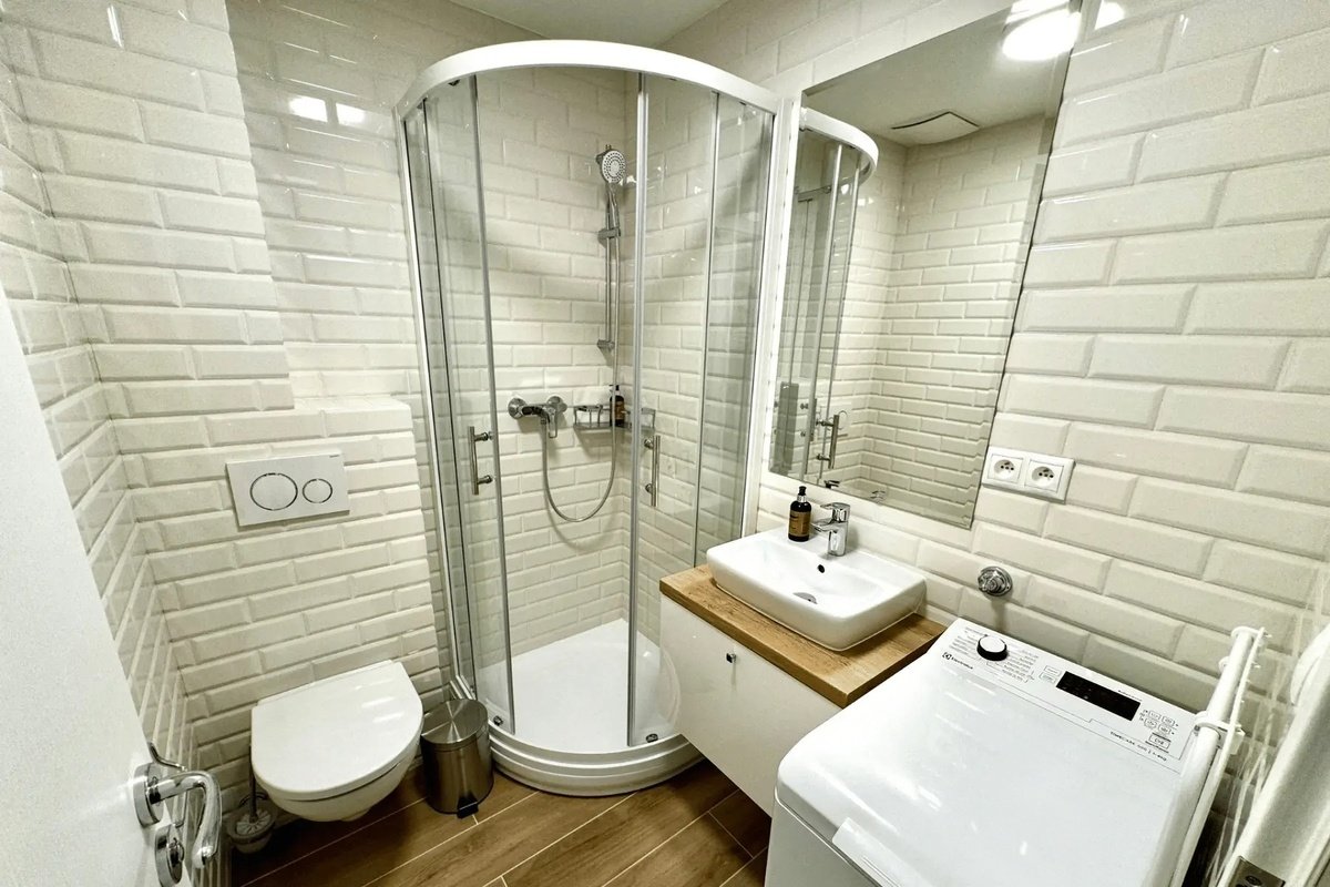 1,5 izbový apartmán + balkón