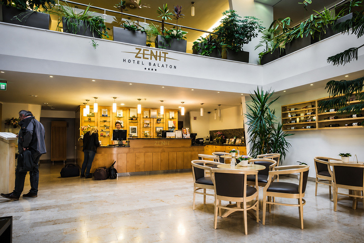 Zenit Hotel Balaton ****