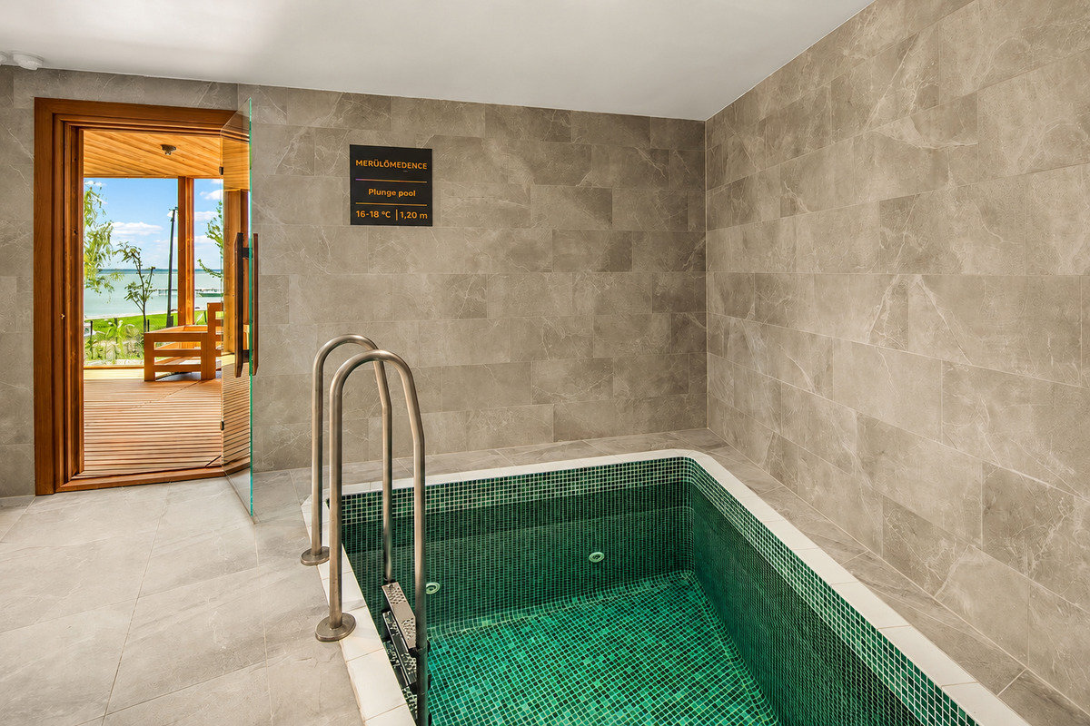 Hotel Sirius Superior  ****