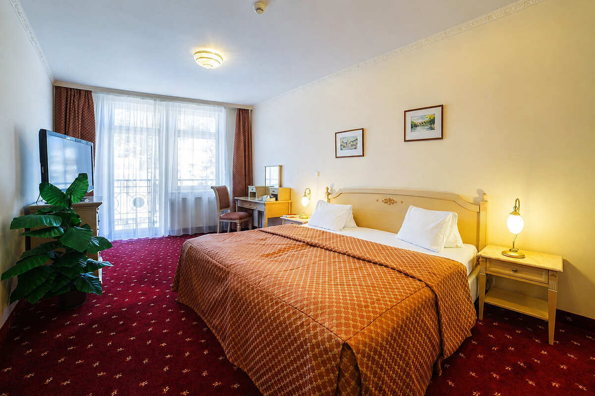 Premier Suite 