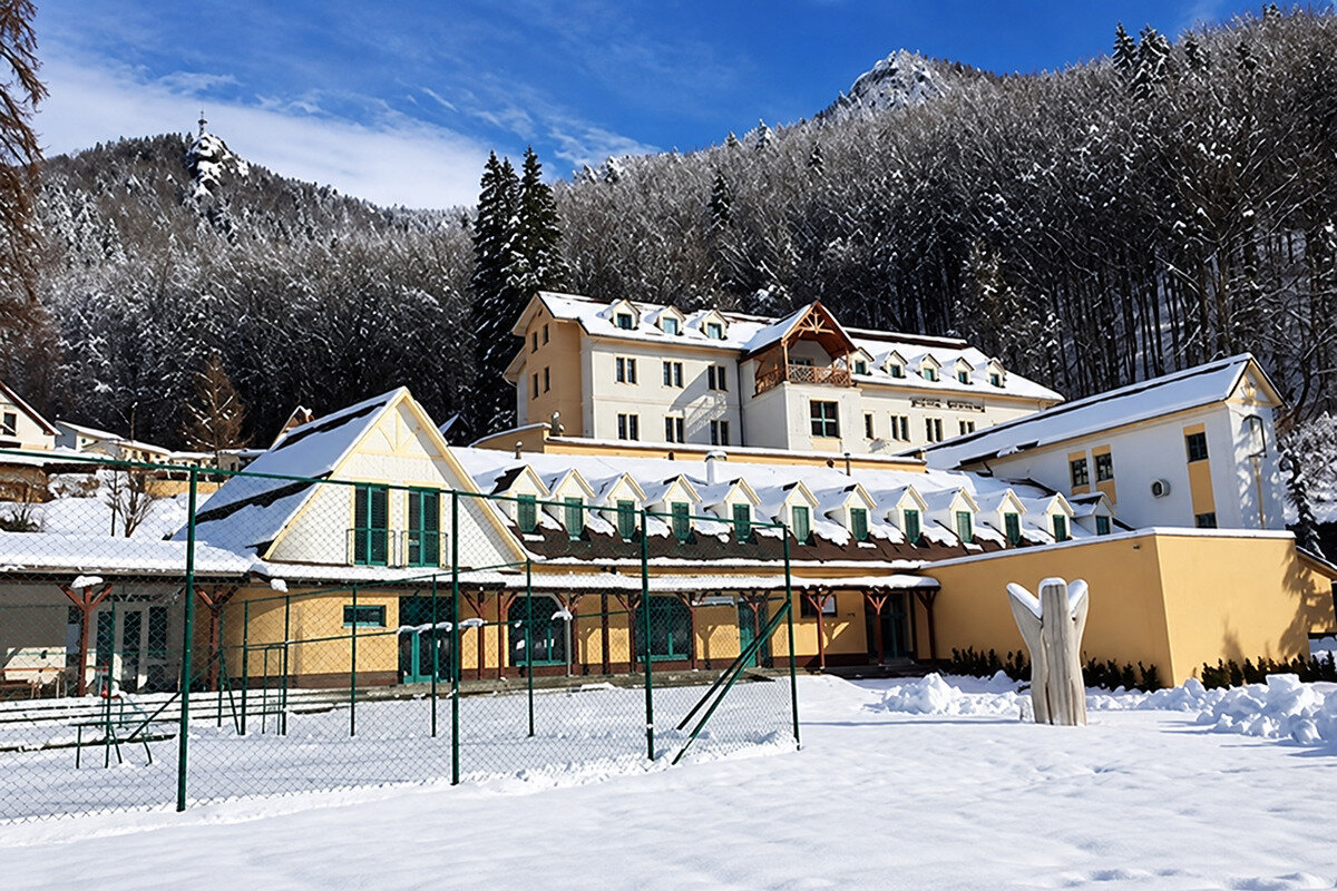 Hotel Remata ***
