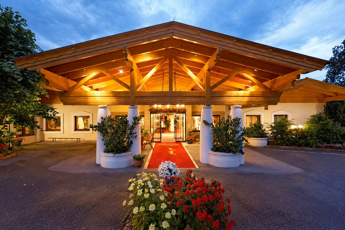 Thermenwelt Hotel Pulverer *****